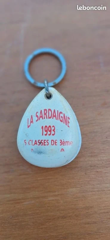 Porte clef jeton la Sardaigne classe de 3 e 1993